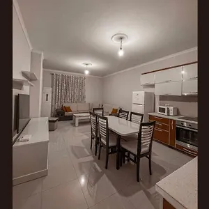  Apartament Yourhome Albania